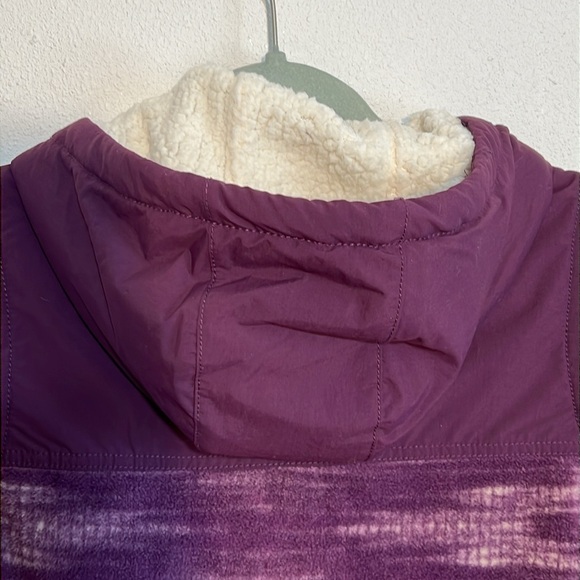 Columbia Women's Fleeced Hooded Winter Vest Size Medium - Picture 8 of 9
